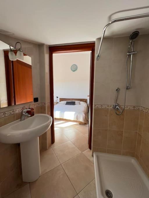 Residenza Sinis Apartment กาบราส ภายนอก รูปภาพ