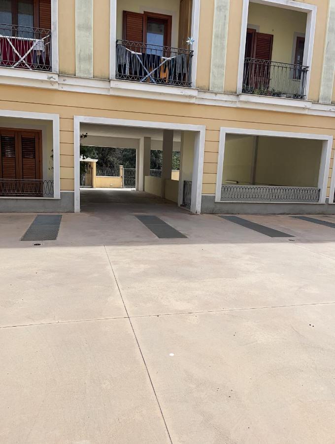 Residenza Sinis Apartment กาบราส ภายนอก รูปภาพ